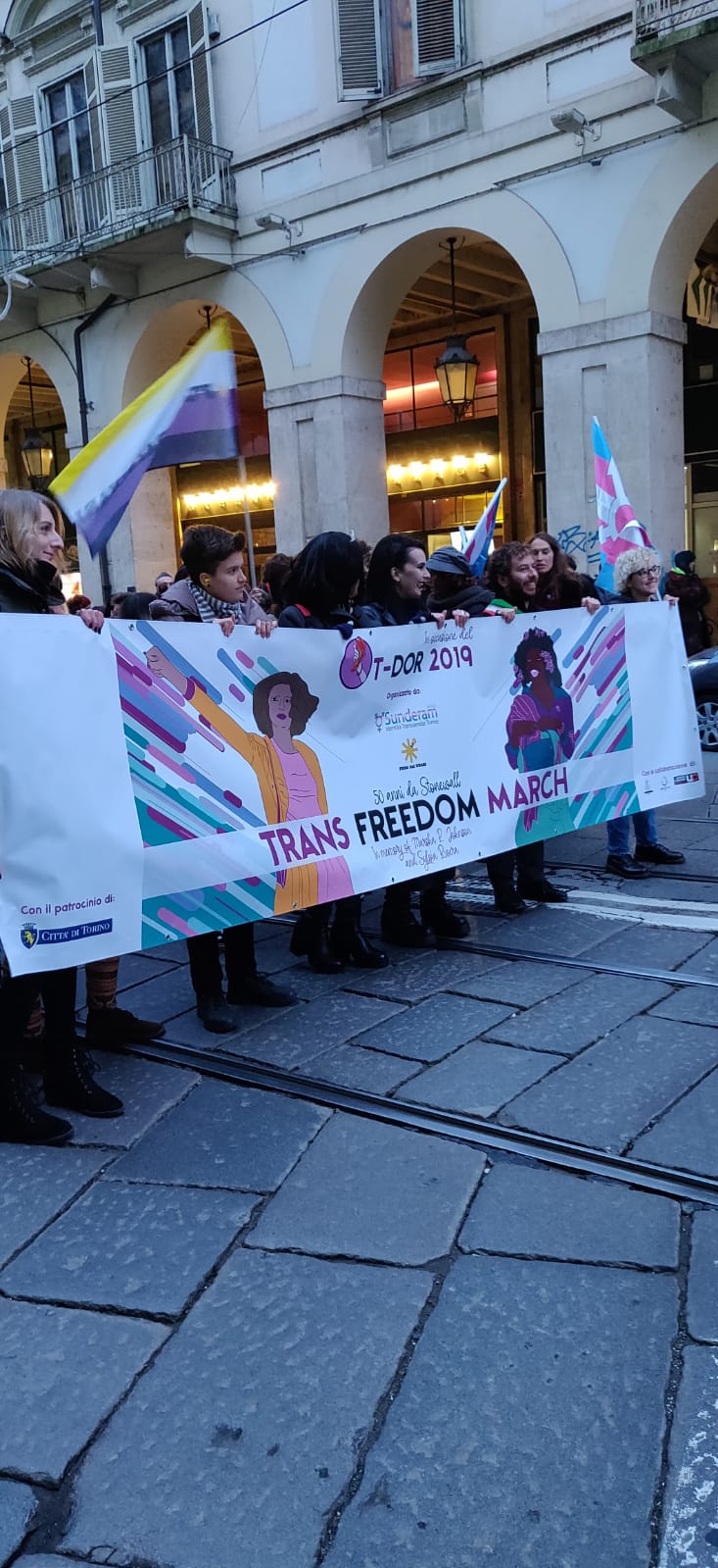 Transgender Day of Remembrance: una mostra e una marcia per tenere il passo  in un mondo che cambia